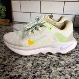 Nike Motiva Womens Size 8 Walking Shoes Sneakers Sail White Violet Mist Mesh